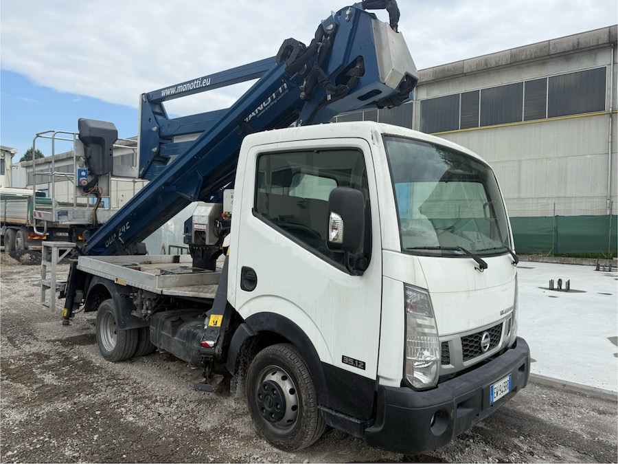 piattaforma usata 24 mt manotti gdx