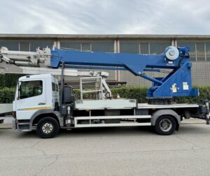 Piattaforma gru usata Bocker ak 32