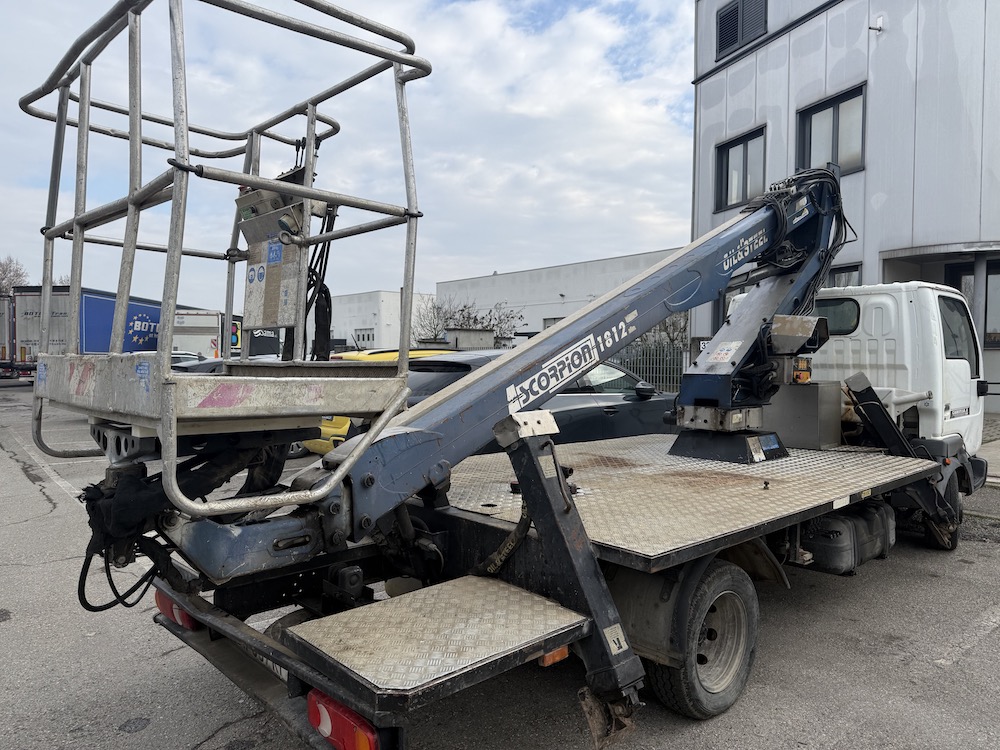 oil6steel 1812 scorpion usata