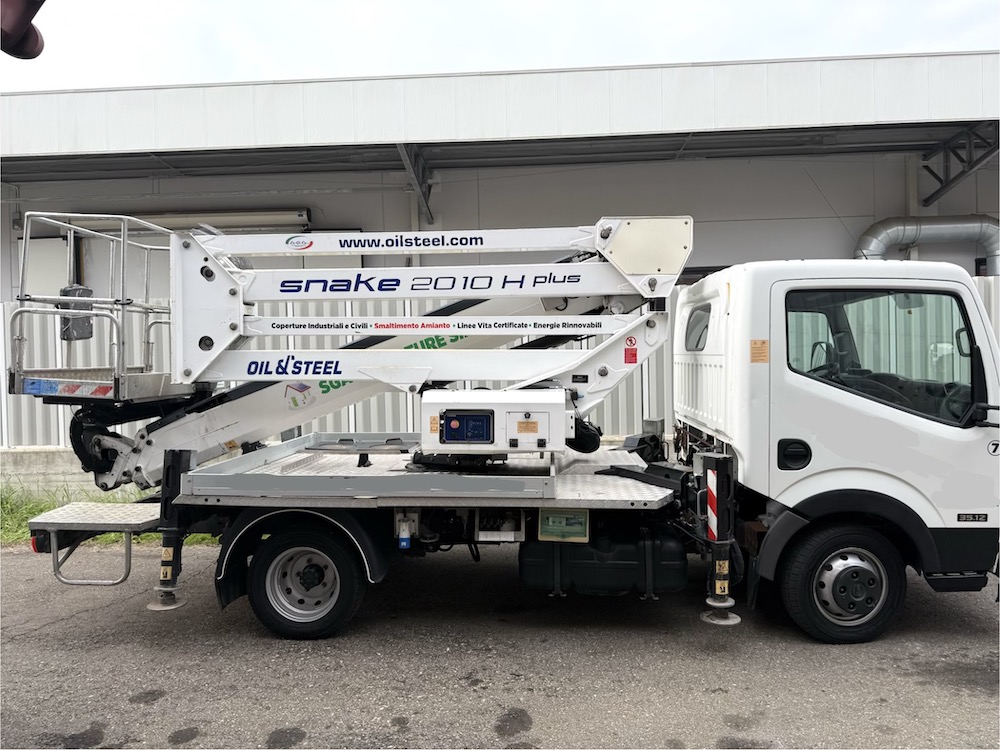 piattaforma aerea usata autocarrata